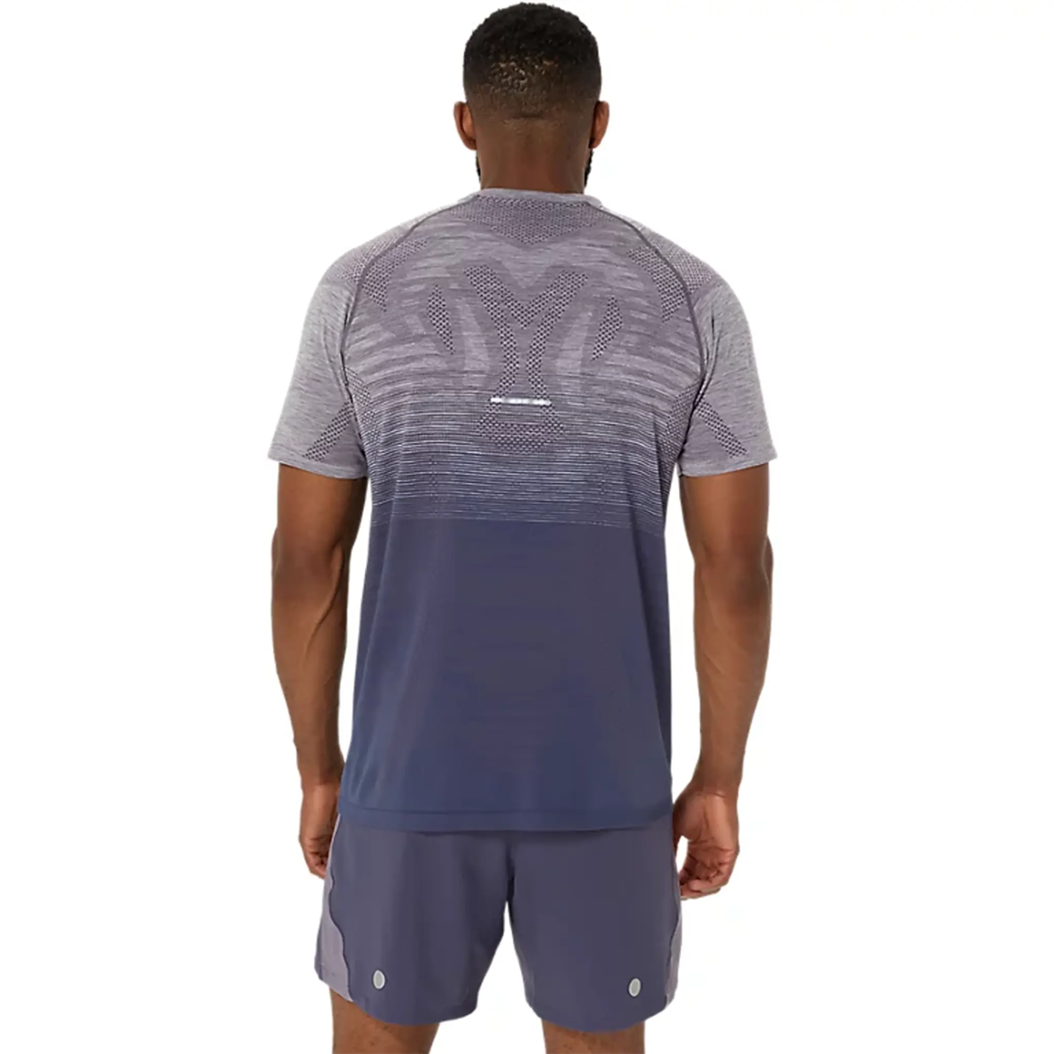 Back View of Asics Seamless Men’s Lavender Grey T Shirt 2011C398-501